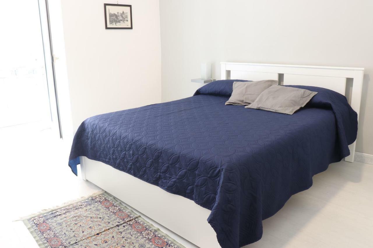 Apartament A Tre Passi Dal Duomo Neapol Zewnętrze zdjęcie