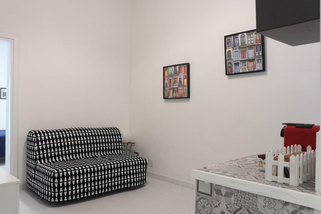 Apartament A Tre Passi Dal Duomo Neapol Zewnętrze zdjęcie